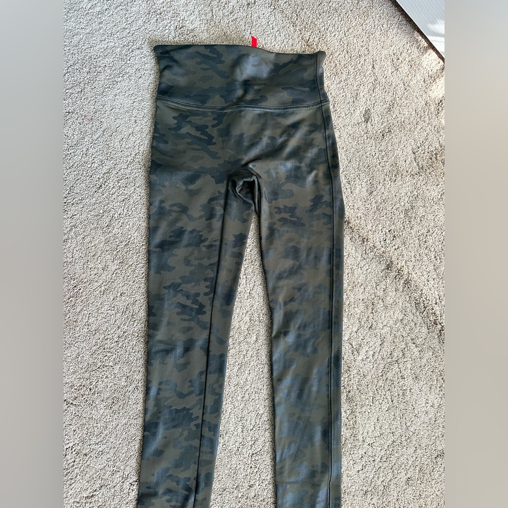 SPANX Camo Leggings